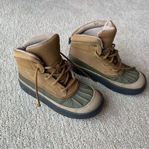 Nike ACG Woodside 2 High Boots